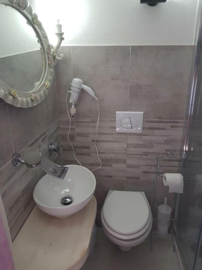 Casa Vacanze Valentina Porto Conte Eksteriør bilde